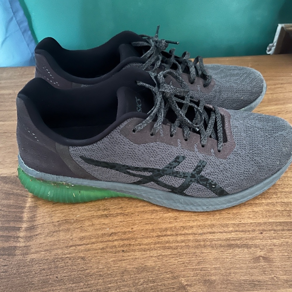 ASICS running athletic shoes Men’s size 10
